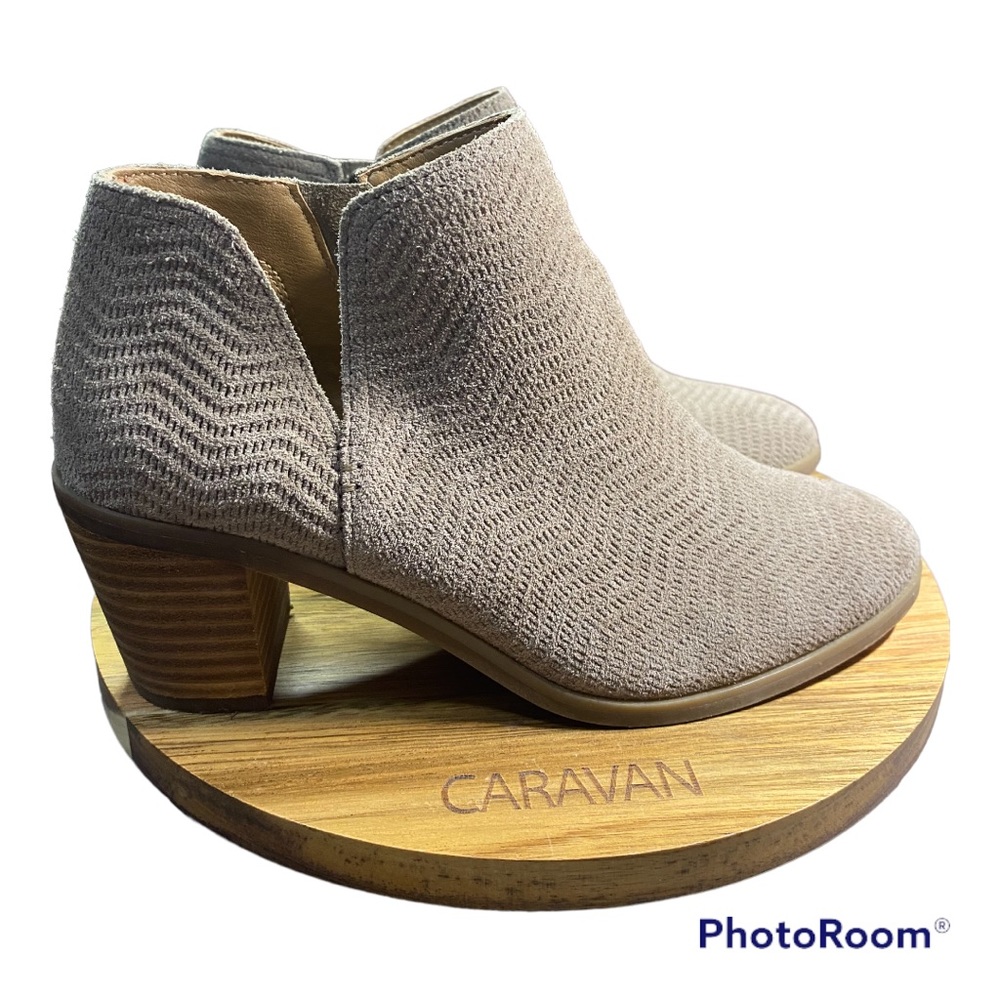 Lucky Brand Parnesa Perforated Suede Booties Taupe size 6.5